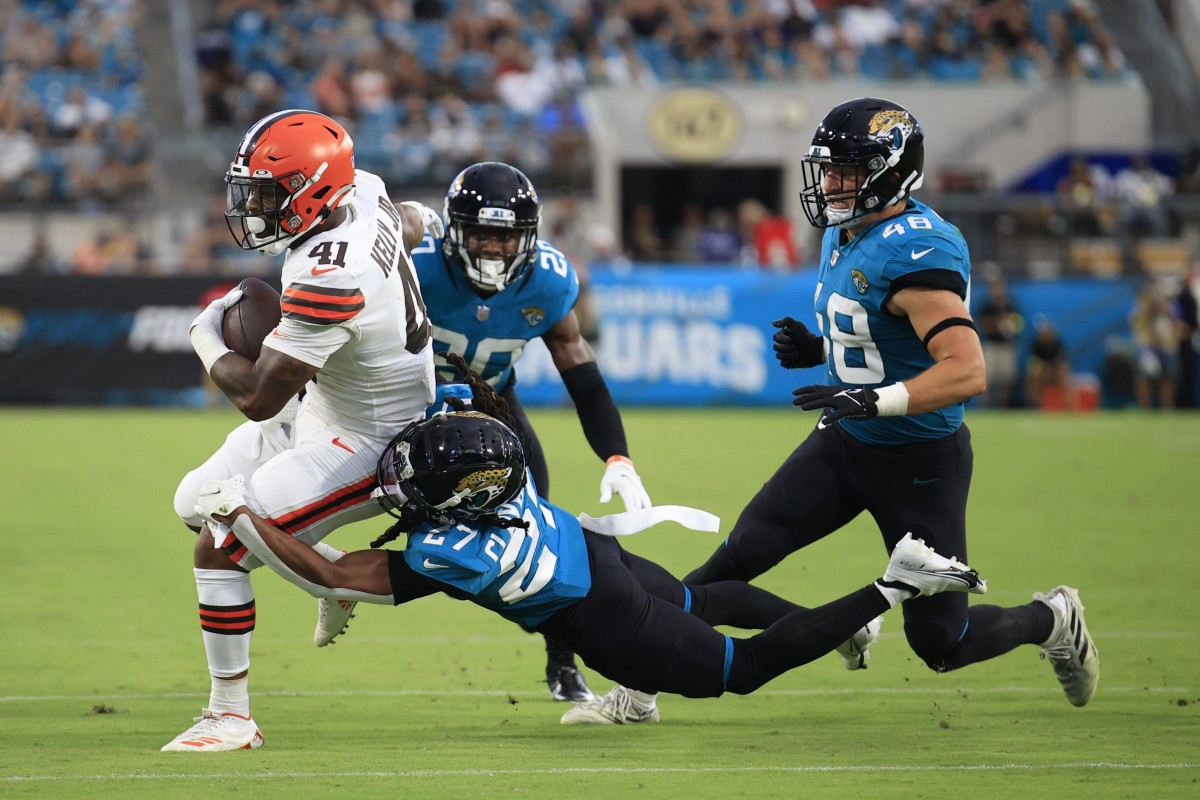 Denver Broncos running back JaQuan Hardy (41) plays against the