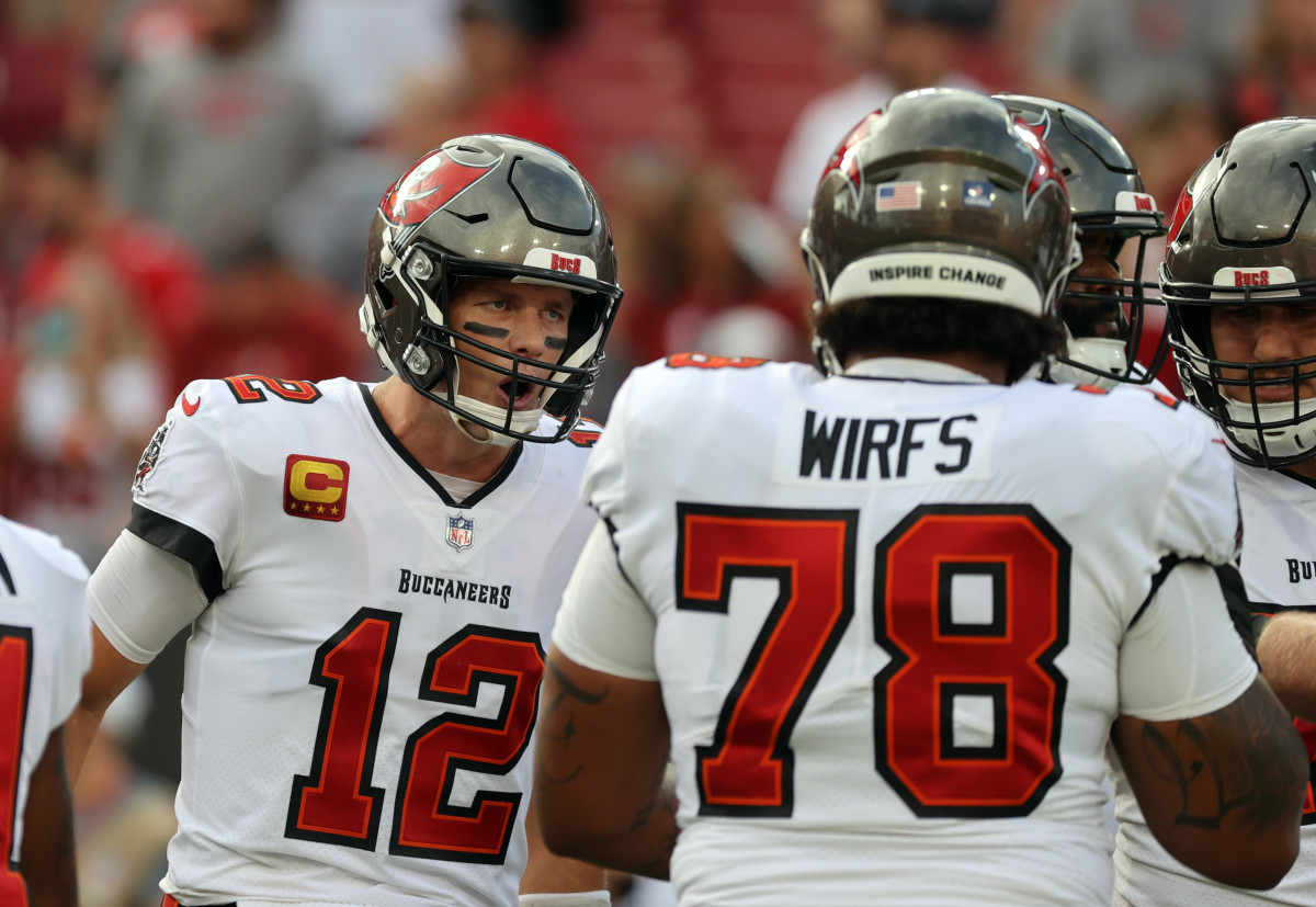 Buccaneers: Ryan Jensen and Alex Cappa are must-keep players