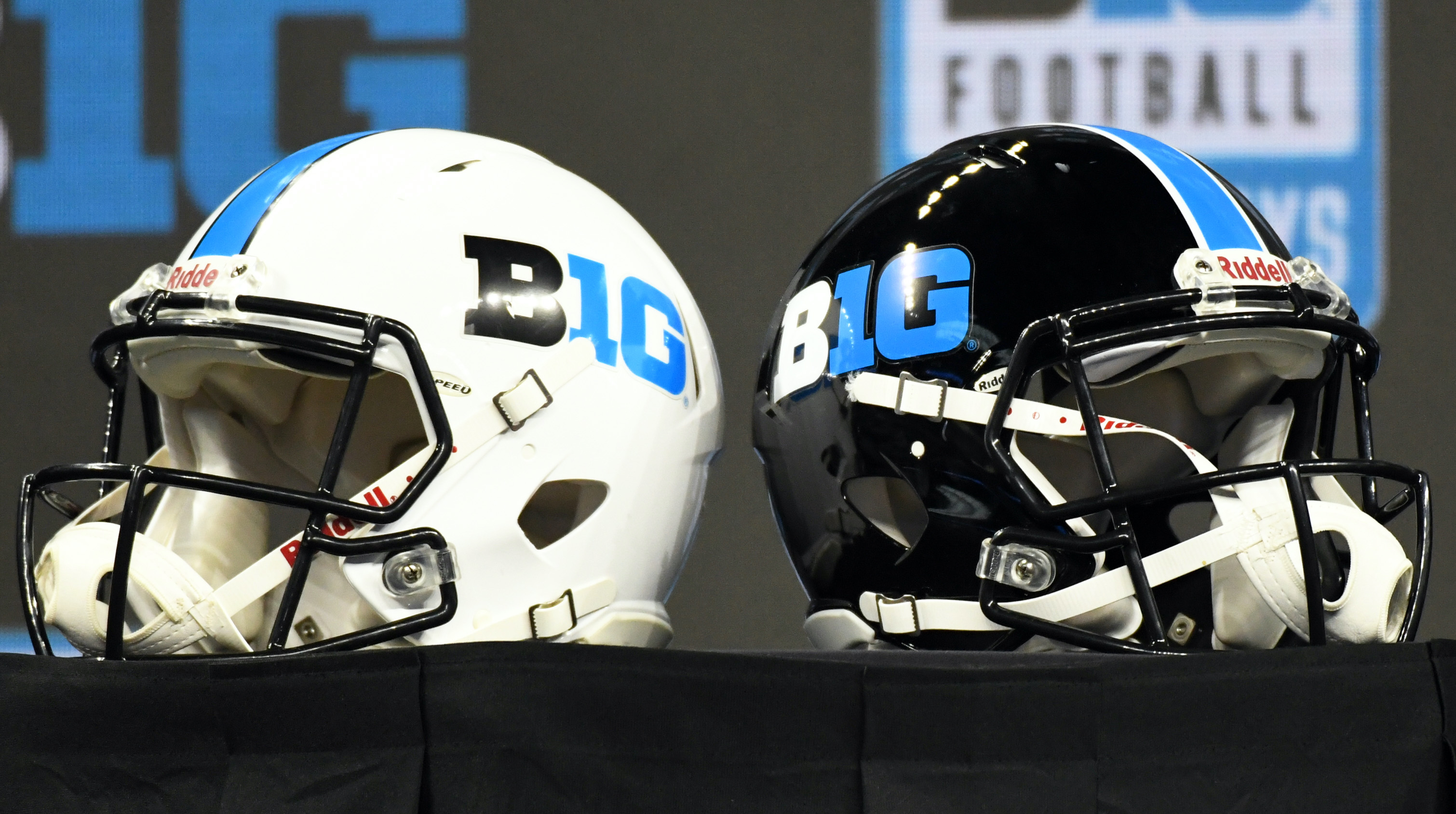 Big Ten lands $7 billion, seven-year NFL-style TV contracts - The Boston  Globe