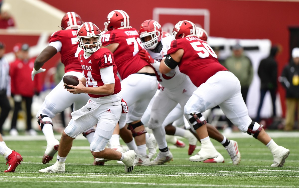 Darren Hiller Looking For More Physicality From Indiana Offensive Line in 2022