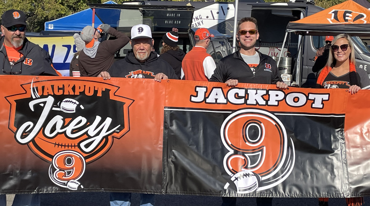 Cincinnati Bengals tailgate before game vs. Kansas City Chiefs, Dec. 4