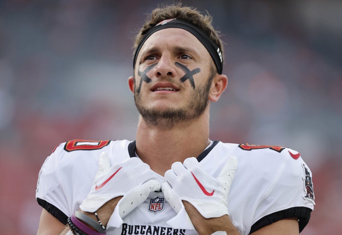 bleacher-report-suggests-buccaneers-should-trade-talented-wide-receiver