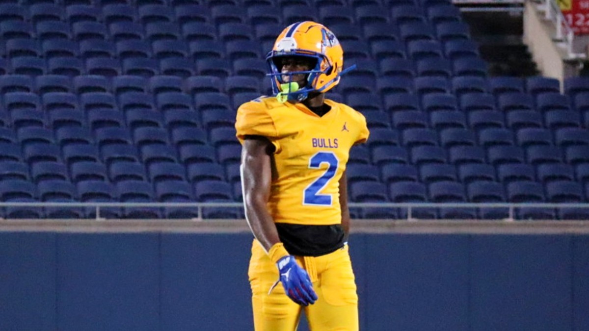 Gators WR Andy Jean participating against Jones High School in August 2022 before signing with Florida on Wednesday.