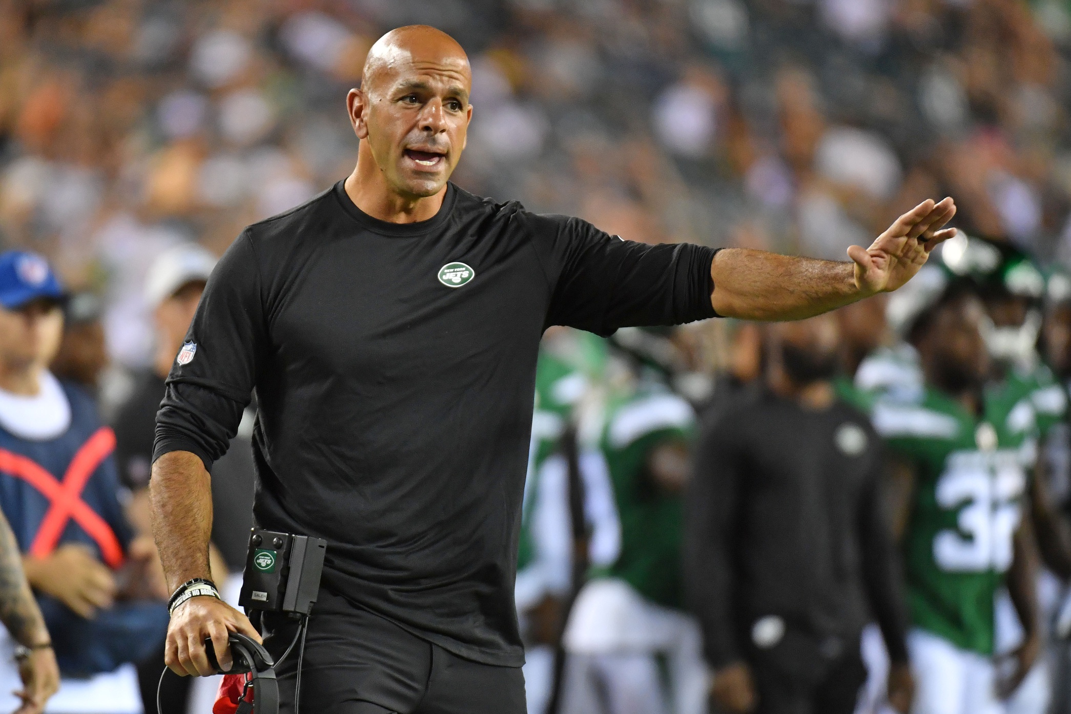 Jets coach Robert Saleh 'torn' on playing starters vs. Falcons