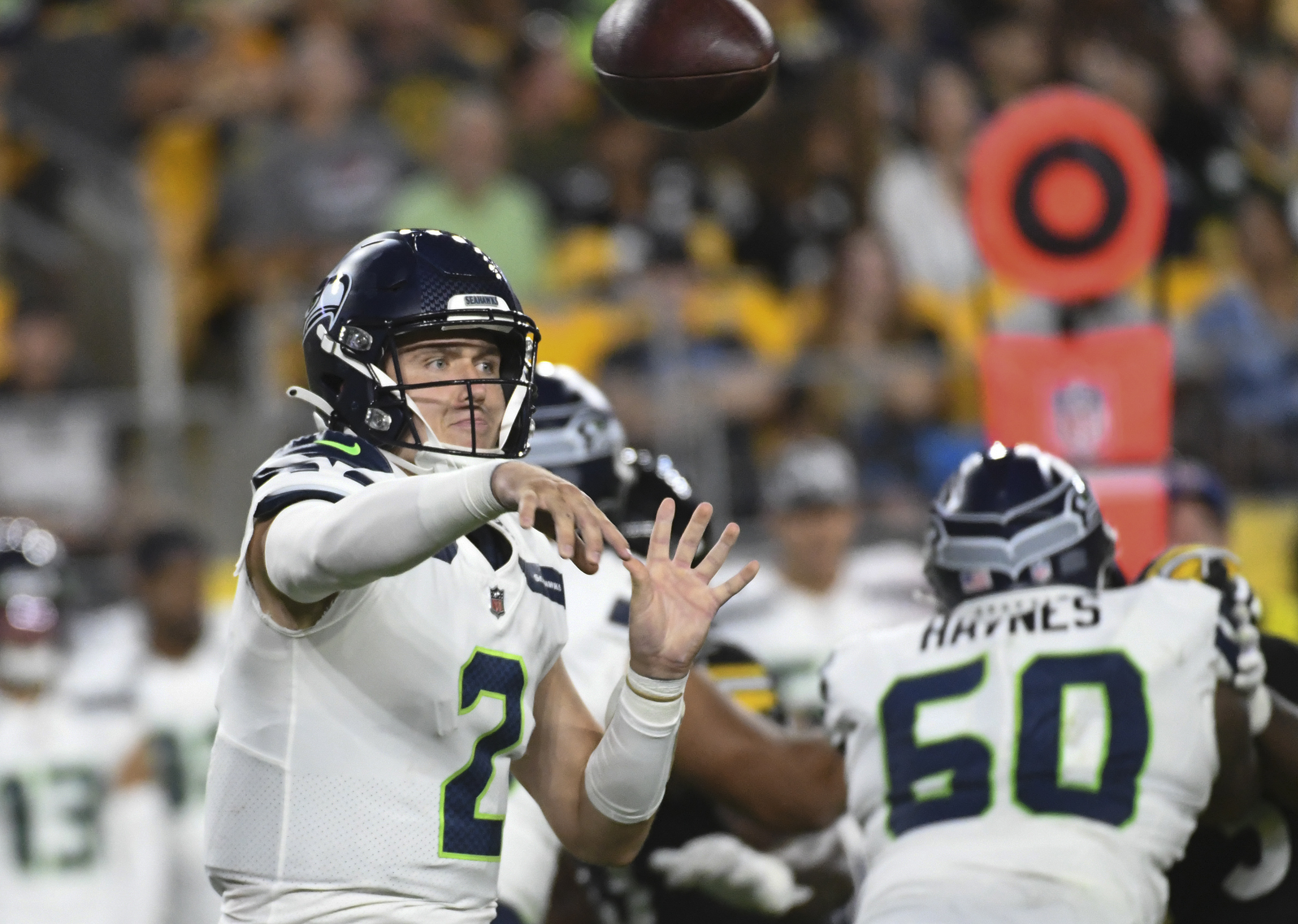 Pete Carroll Has No Timetable in Picking Seattle Seahawks Starting QB