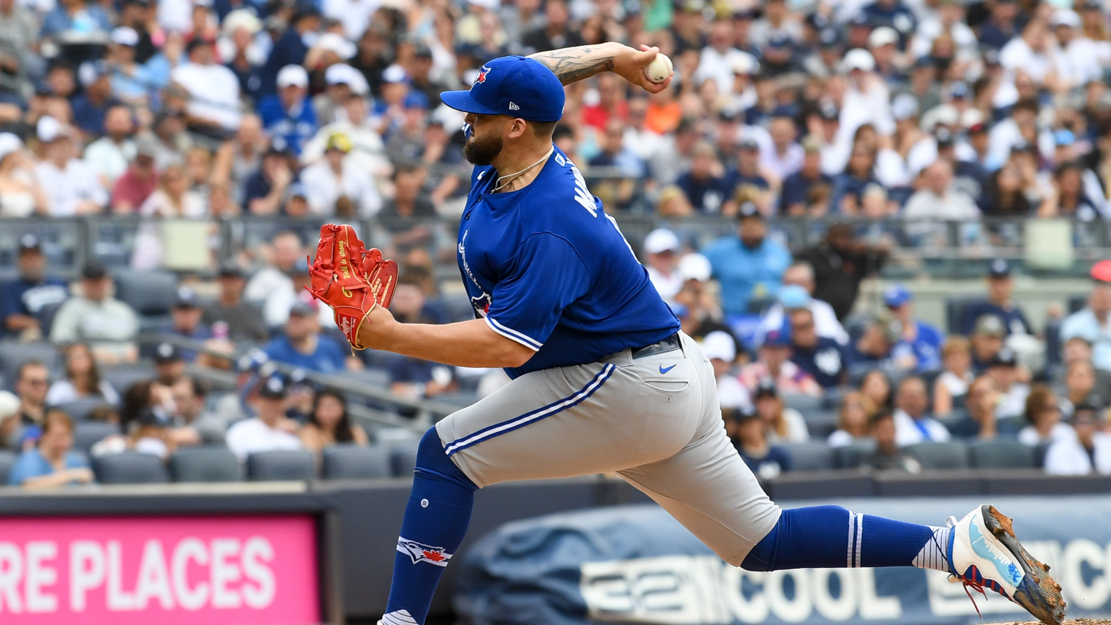 Blue Jays Forced to Remove Ace Alex Manoah From Game After Brutal