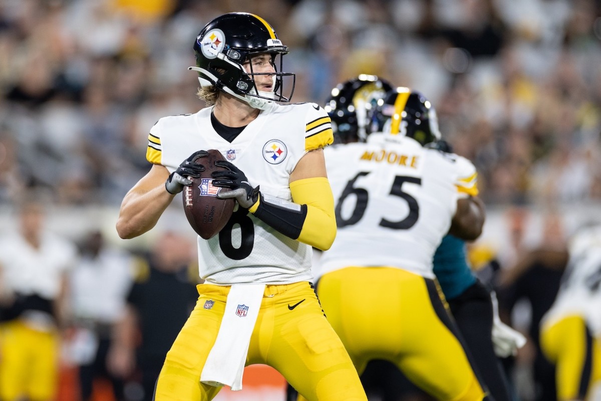 Steelers Excited About Growth of Kenny Pickett