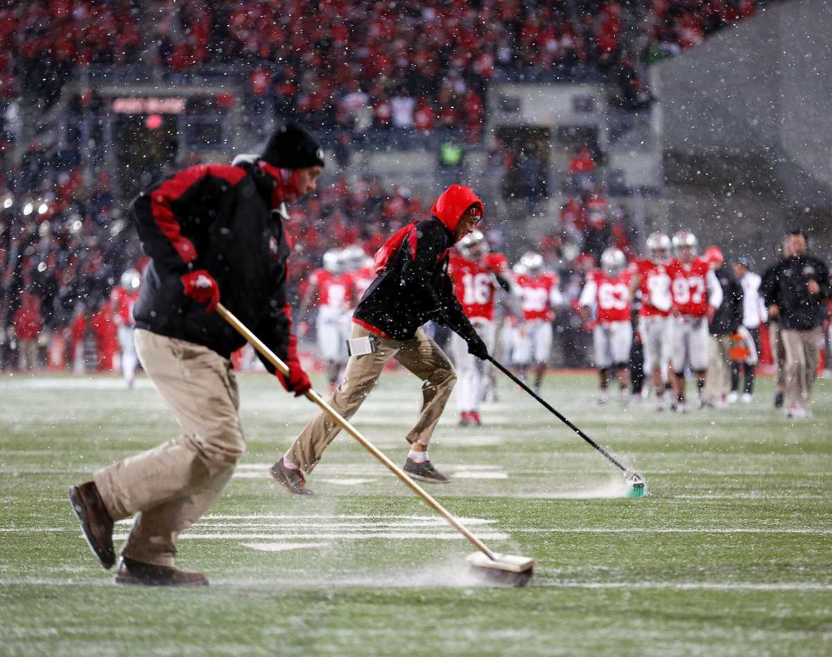 Stadium-Snow-Removal