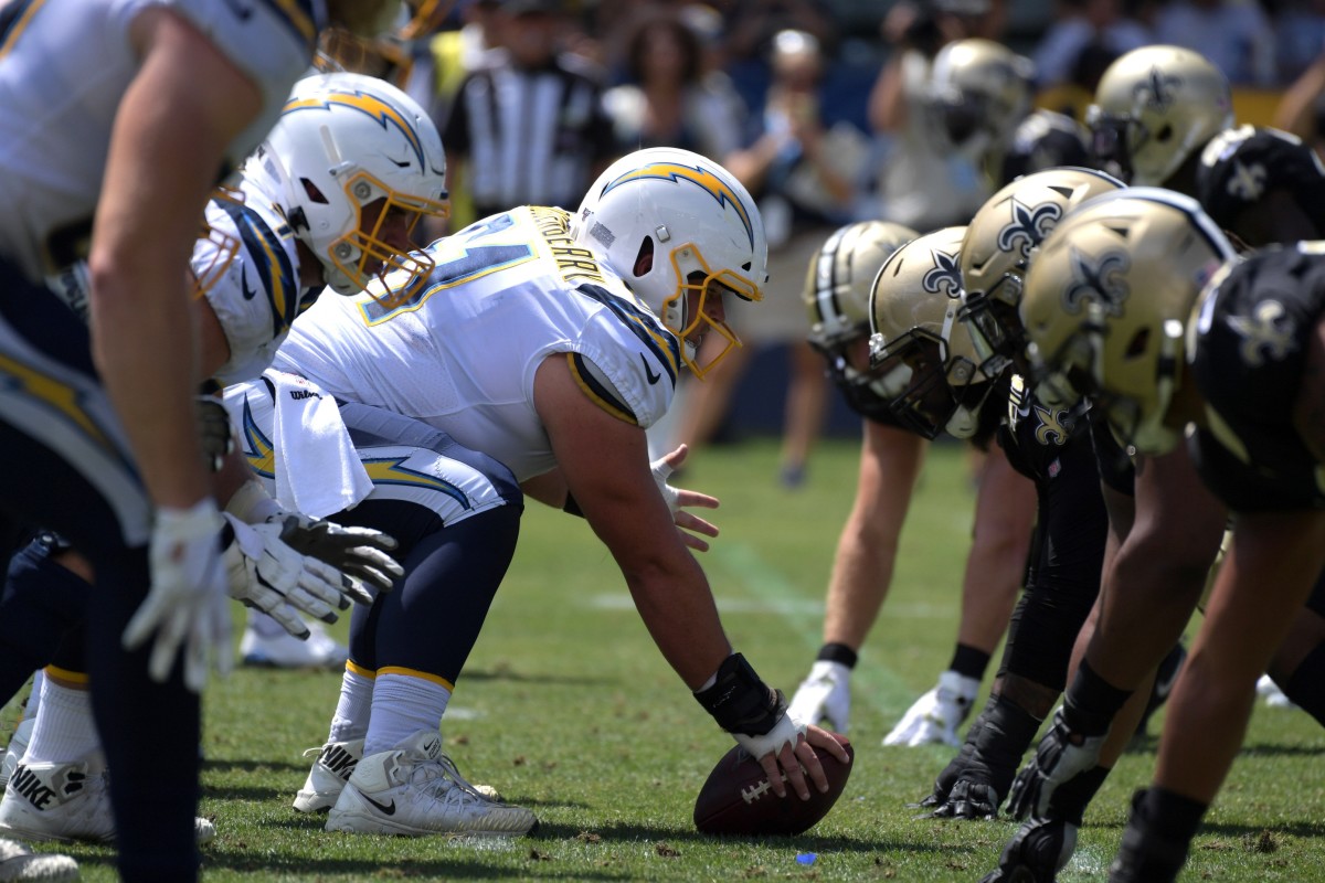 Jameis Winston leads Saints Pregame Huddle vs. Chargers