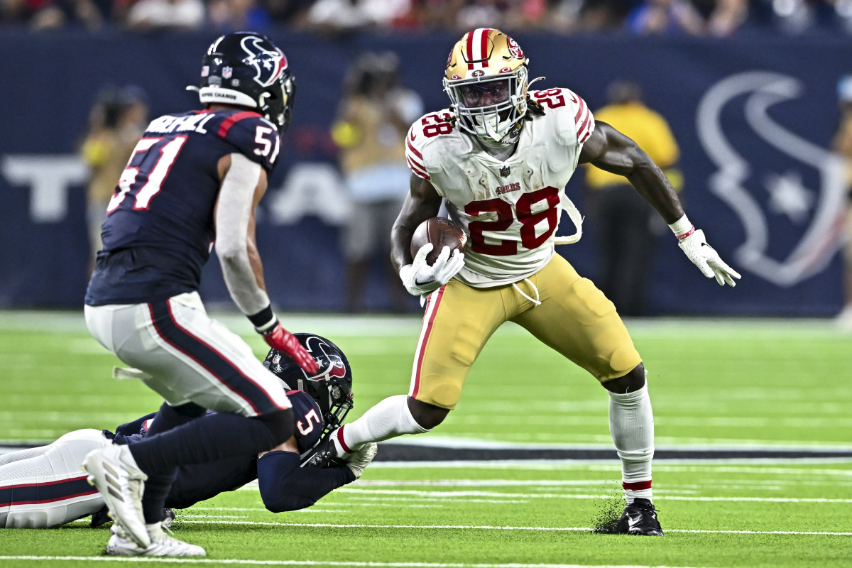 49ers' Jeff Wilson Jr. Gives Insight on Selflessness in Running Back Room -  Sports Illustrated San Francisco 49ers News, Analysis and More