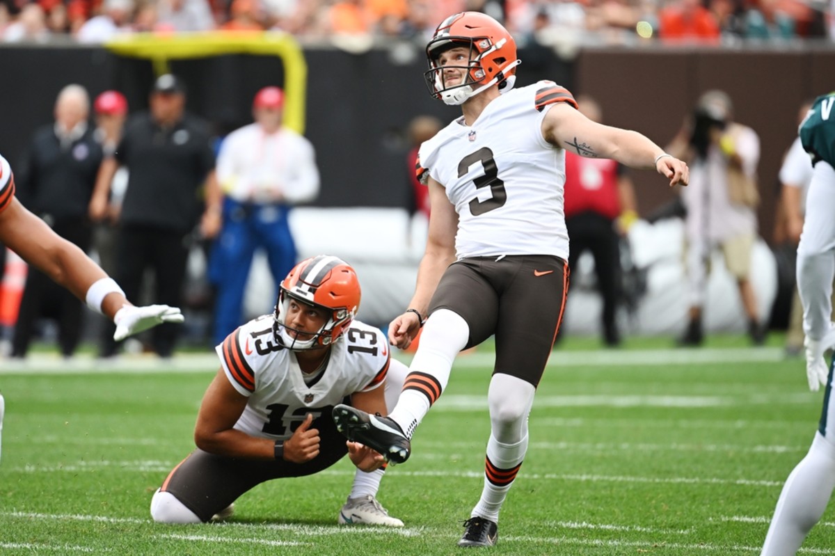 WATCH: Cade York Drills 70 Yard Field Goal Pregame - Sports Illustrated  Cleveland Browns News, Analysis and More