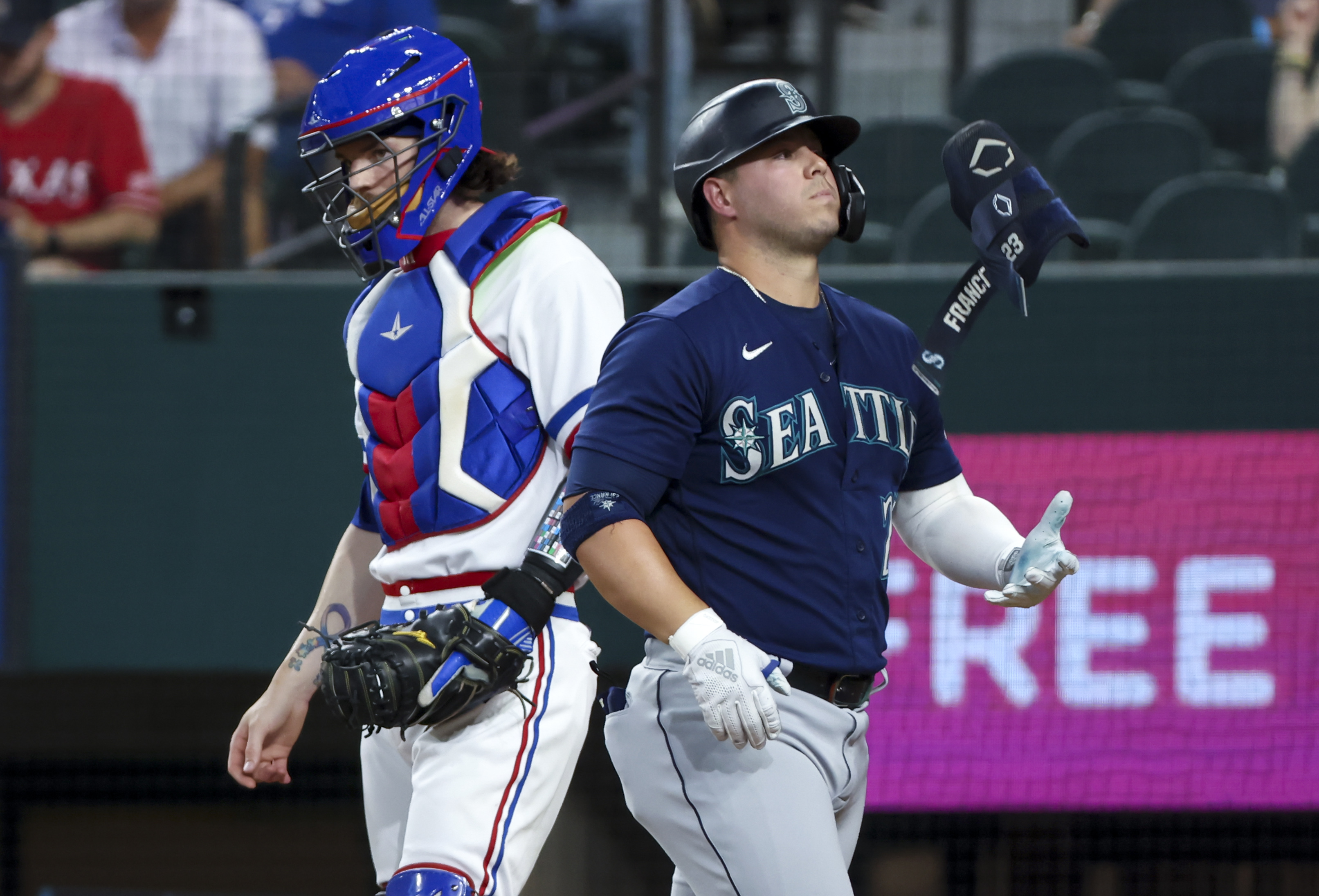 Seattle Mariners on X: Vive ⭐️ LA ⭐️ France Ty France has