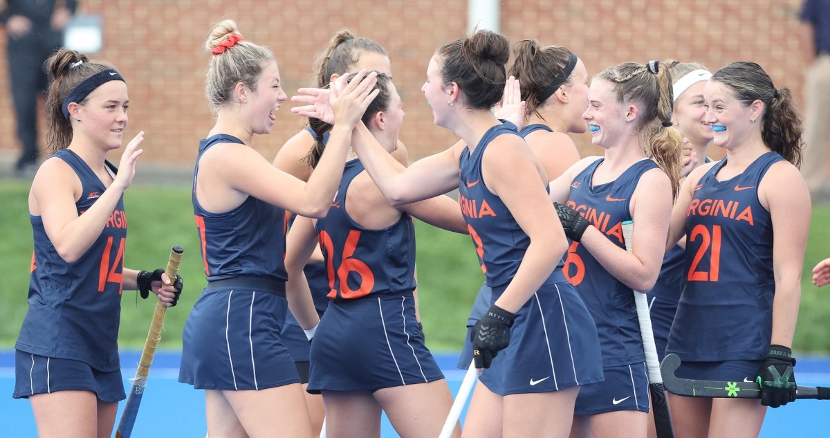 No. 12 Virginia Field Hockey Dominant in 4-1 Win at No. 17 Delaware