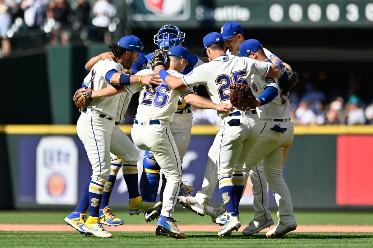 Friday's Mariners game sold out as Seattle competes to make the playoffs