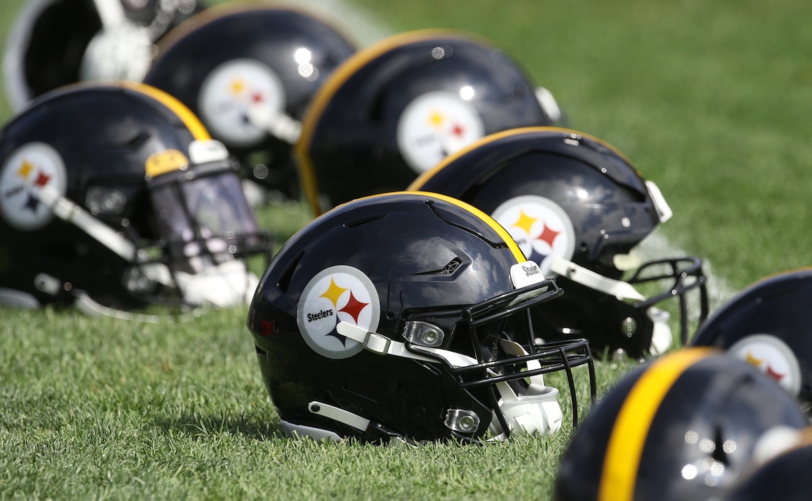 The Pittsburgh Steelers' official 53-man roster for the 2022 NFL season -  Behind the Steel Curtain