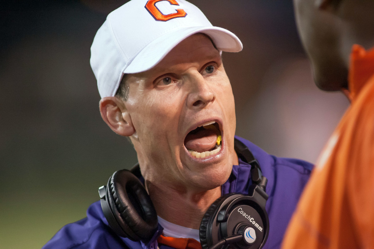 Brent Venables' Clemson defenses were among college football's elite, something fans in Norman hope the former defensive coordinator brings back to the Oklahoma defense 