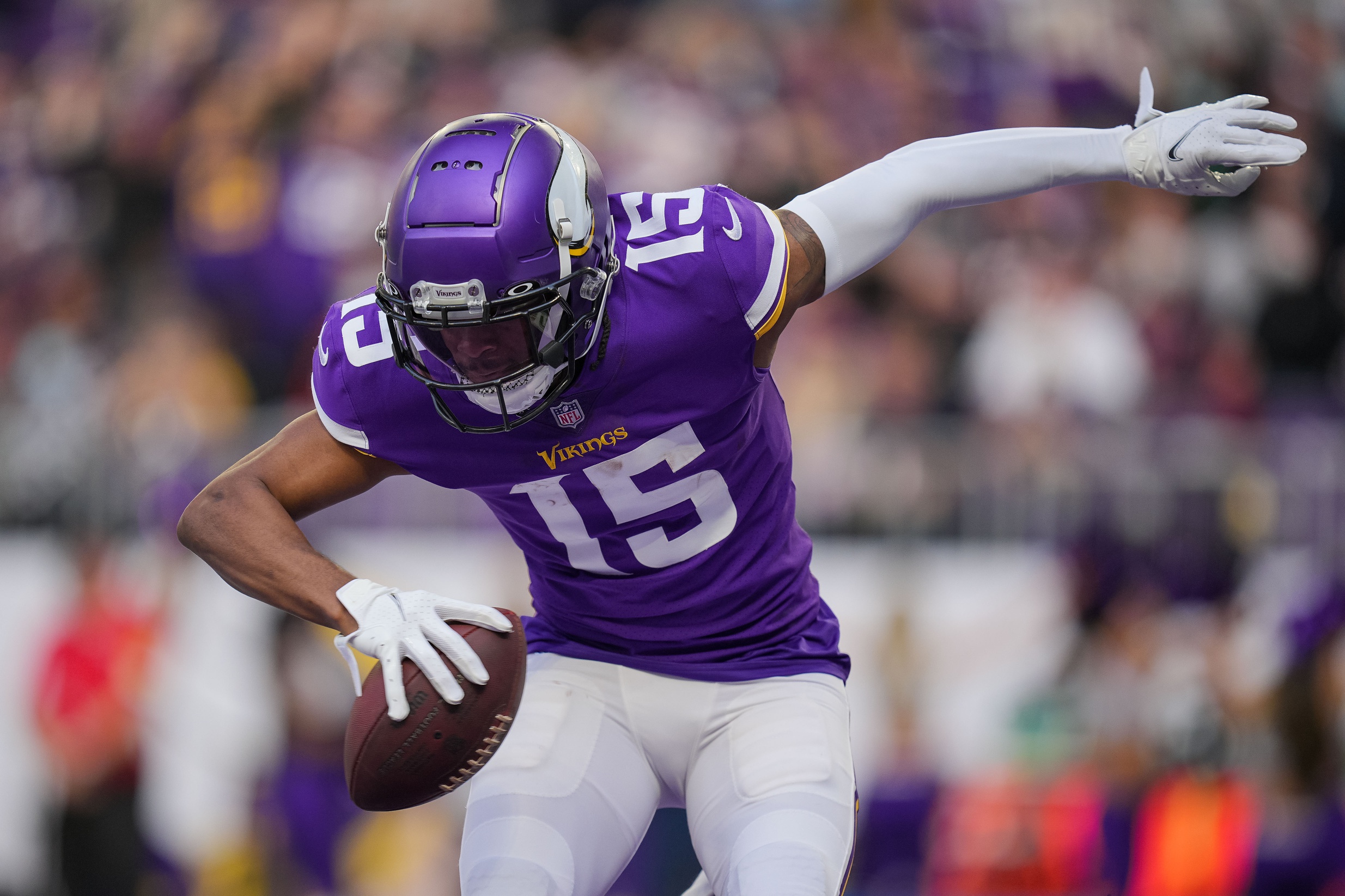 Division Rival Bears Claim Ex-Vikings WR Ihmir Smith-Marsette - Sports ...