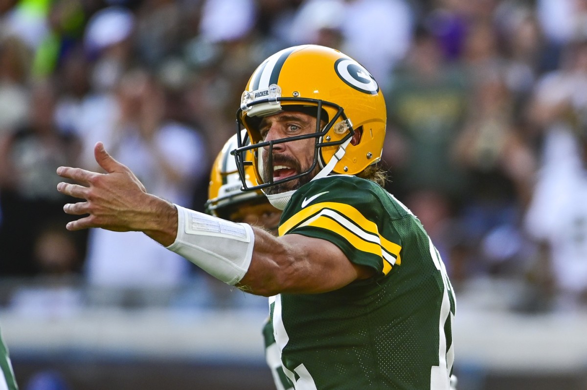 Aaron Rodgers blasts 'manipulative' connotations around ayahuasca