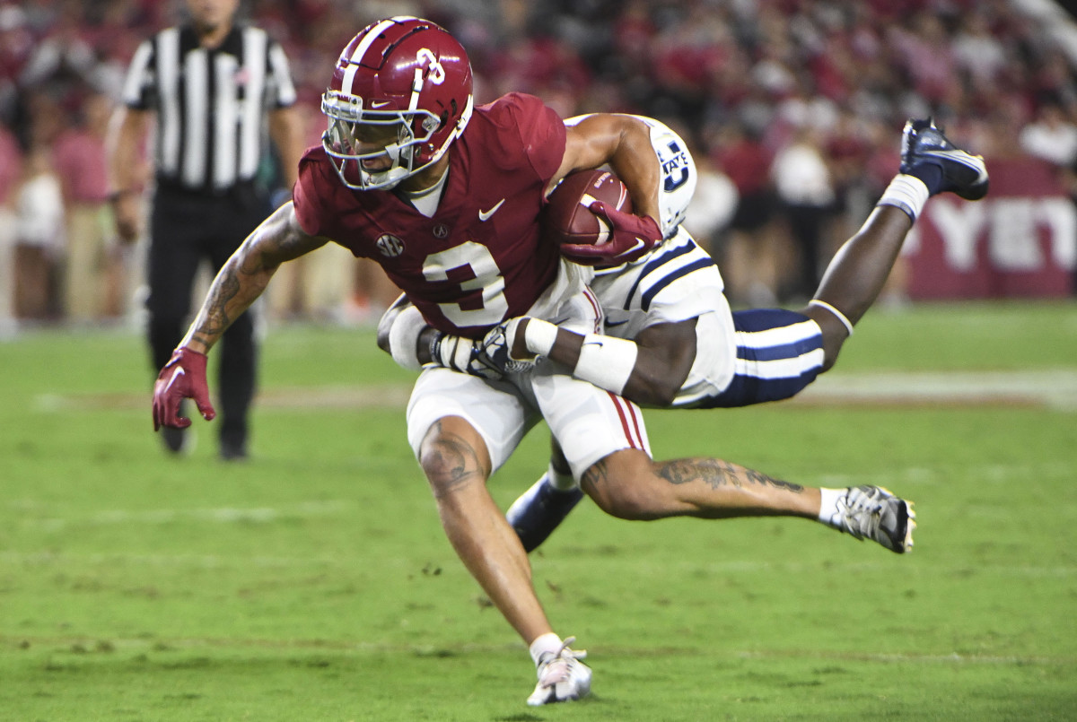 Video Appears To Show Alabama Receiver Jermaine Burton Striking Ut Fan Sports Illustrated 7176