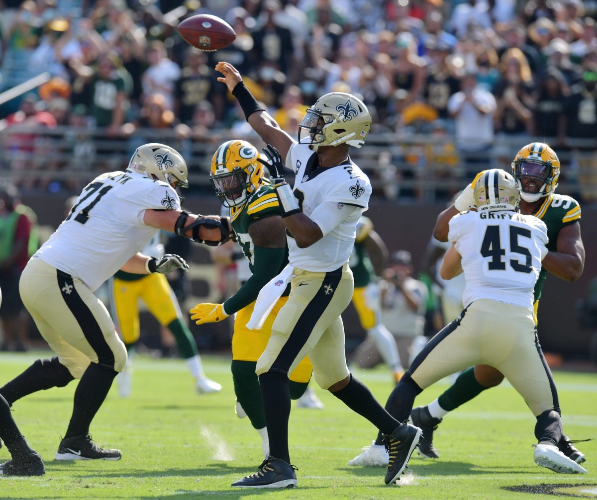 September 12, 2021; New Orleans Saints quarterback Jameis Winston (2) launches pass against the Green Bay Packers. Bob Self/Florida Times-Union via Imagn Content Services, LLC