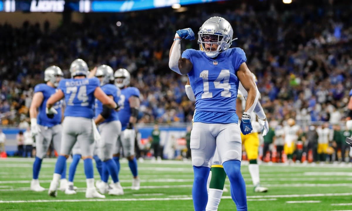 Detroit Lions Amon-Ra St. Brown sets new NFL record - Sports Illustrated Detroit  Lions News, Analysis and More