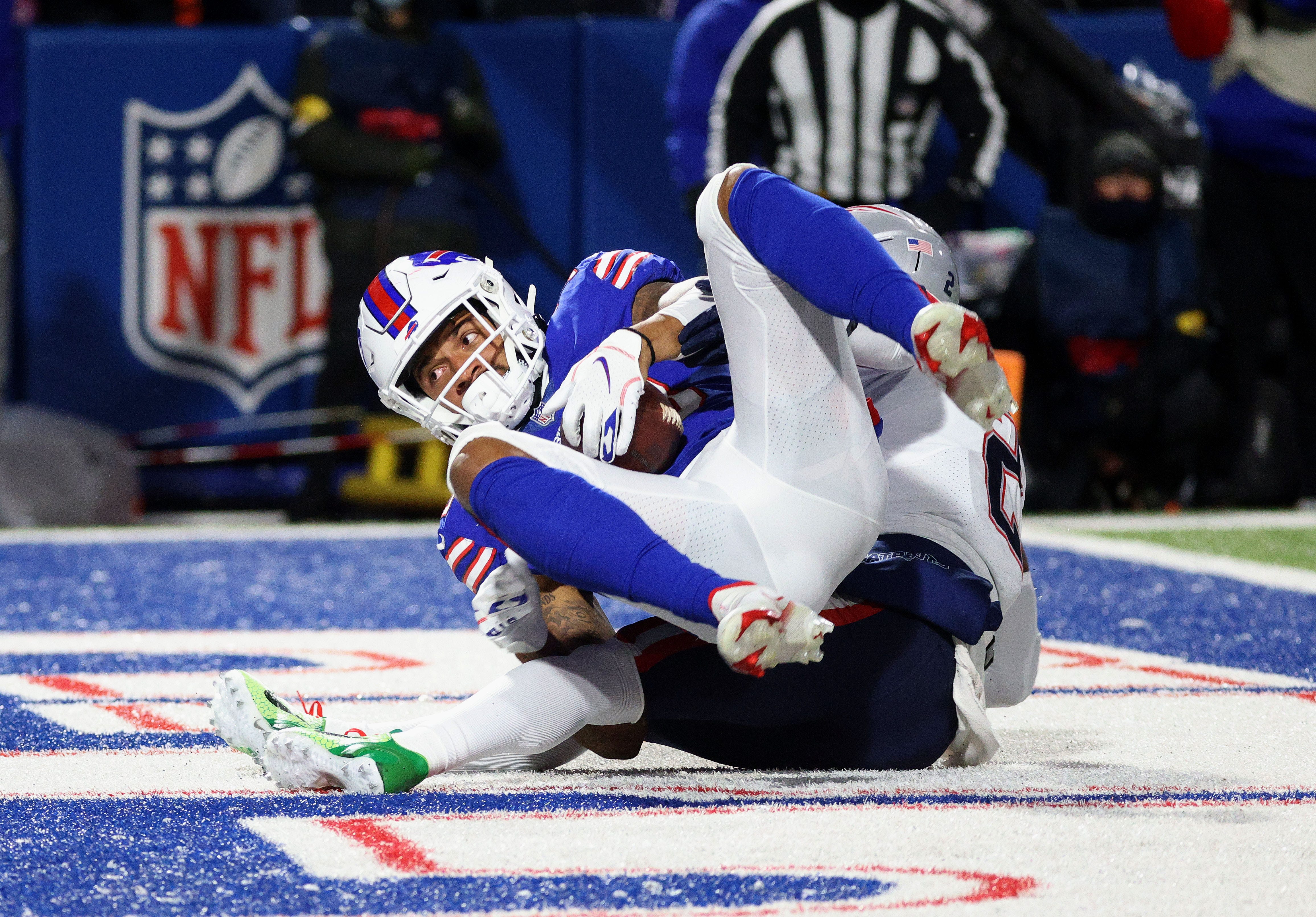 Buffalo Bills on X: Couple Cowboys in Buffalo. 