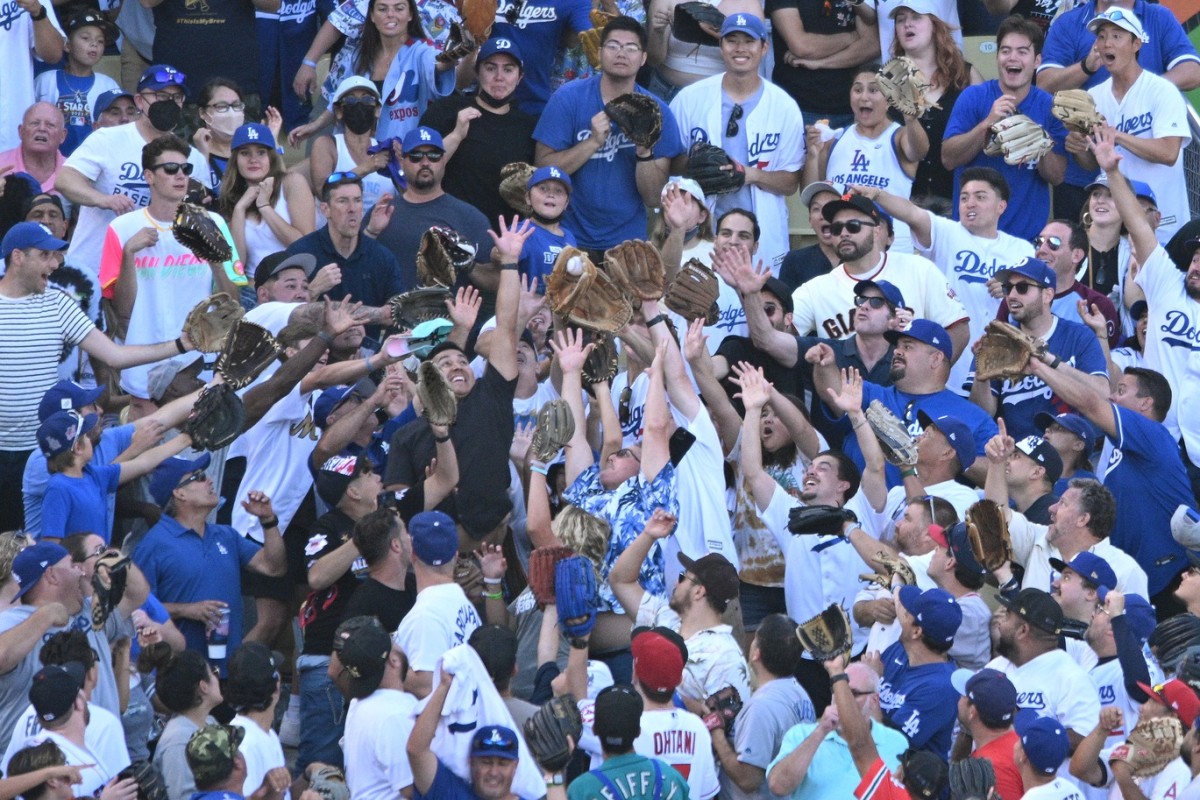 New protocols: Dodgers fans can sit in pods of up to 6 people - Los Angeles  Times