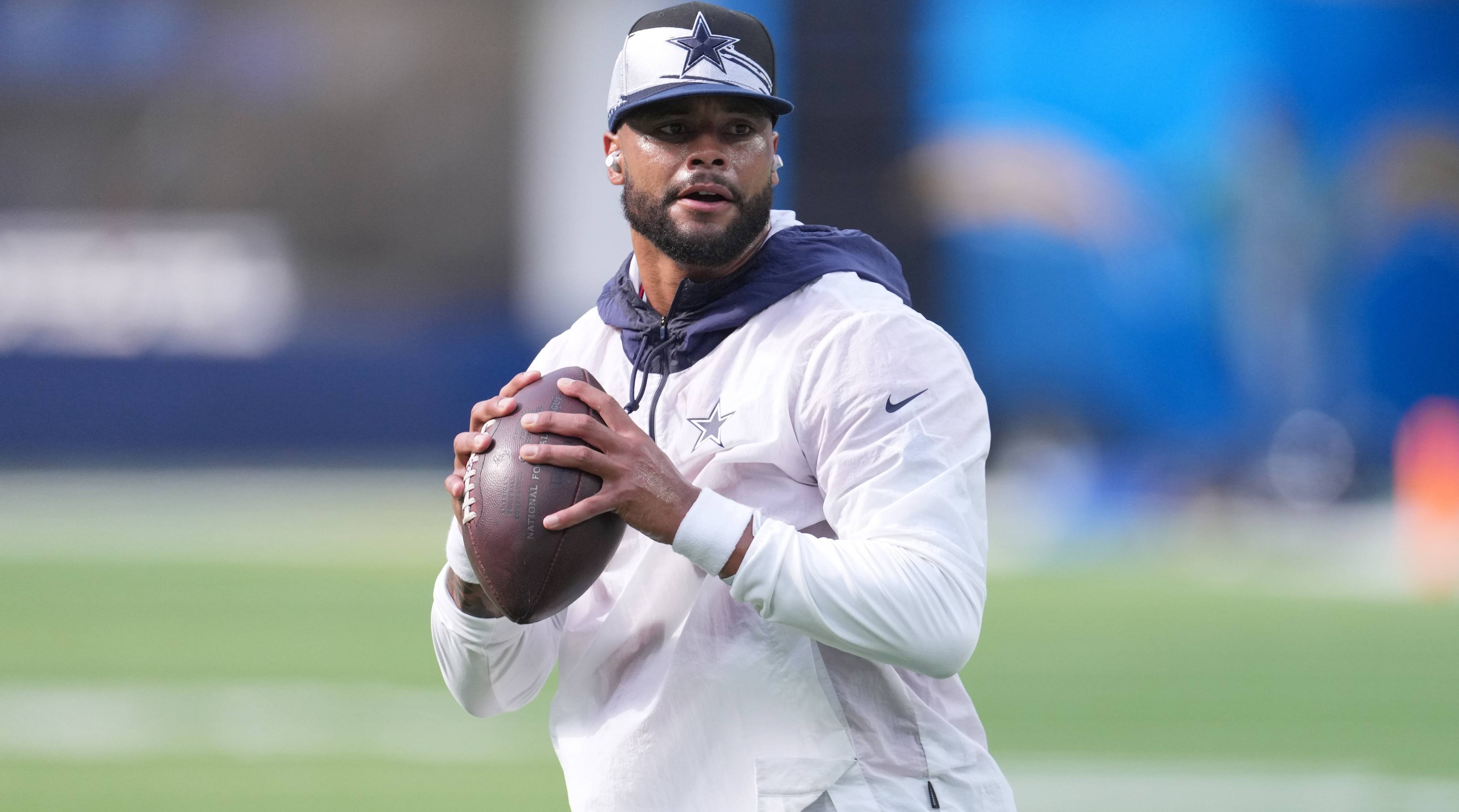 Mike McCarthy Offers Injury Update For Cowboys Quarterback Dak Prescott -  The Spun: What's Trending In The Sports World Today