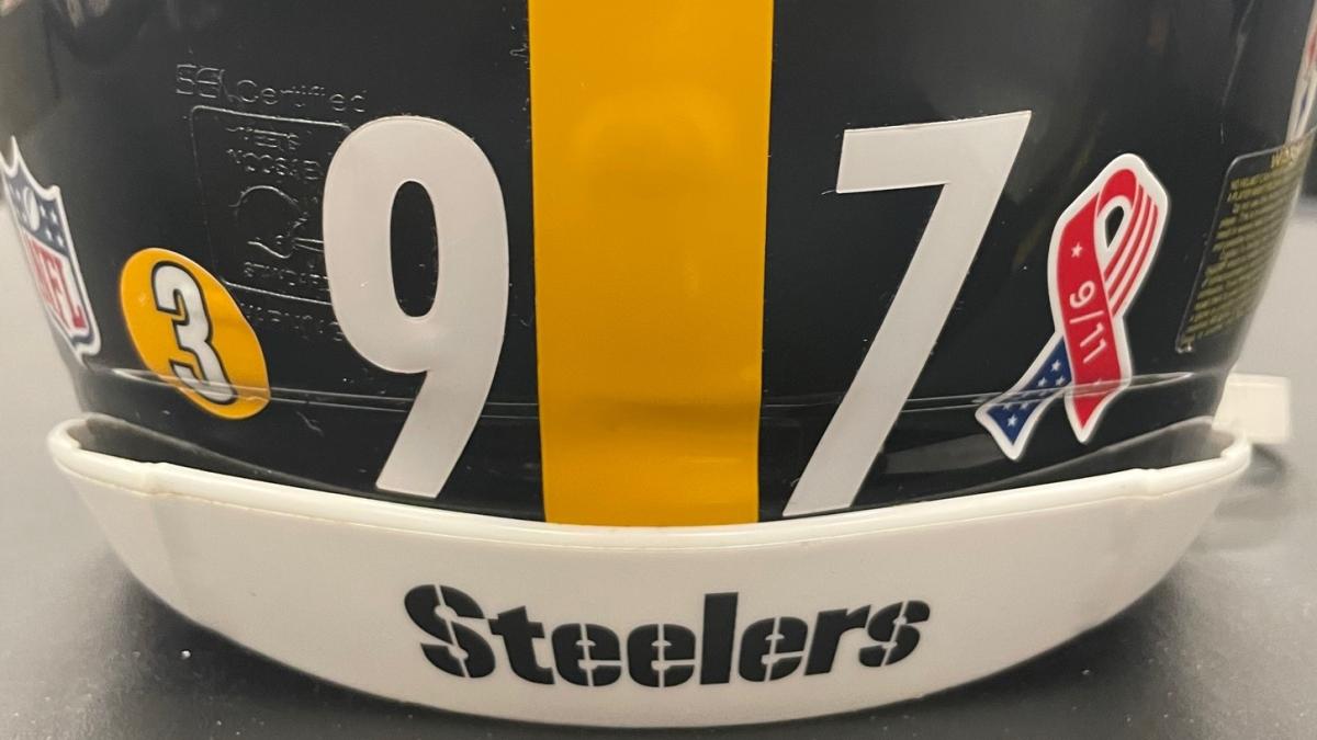 Pittsburgh Steelers Honoring Dwayne Haskins With No. 3 Helmet Stickers