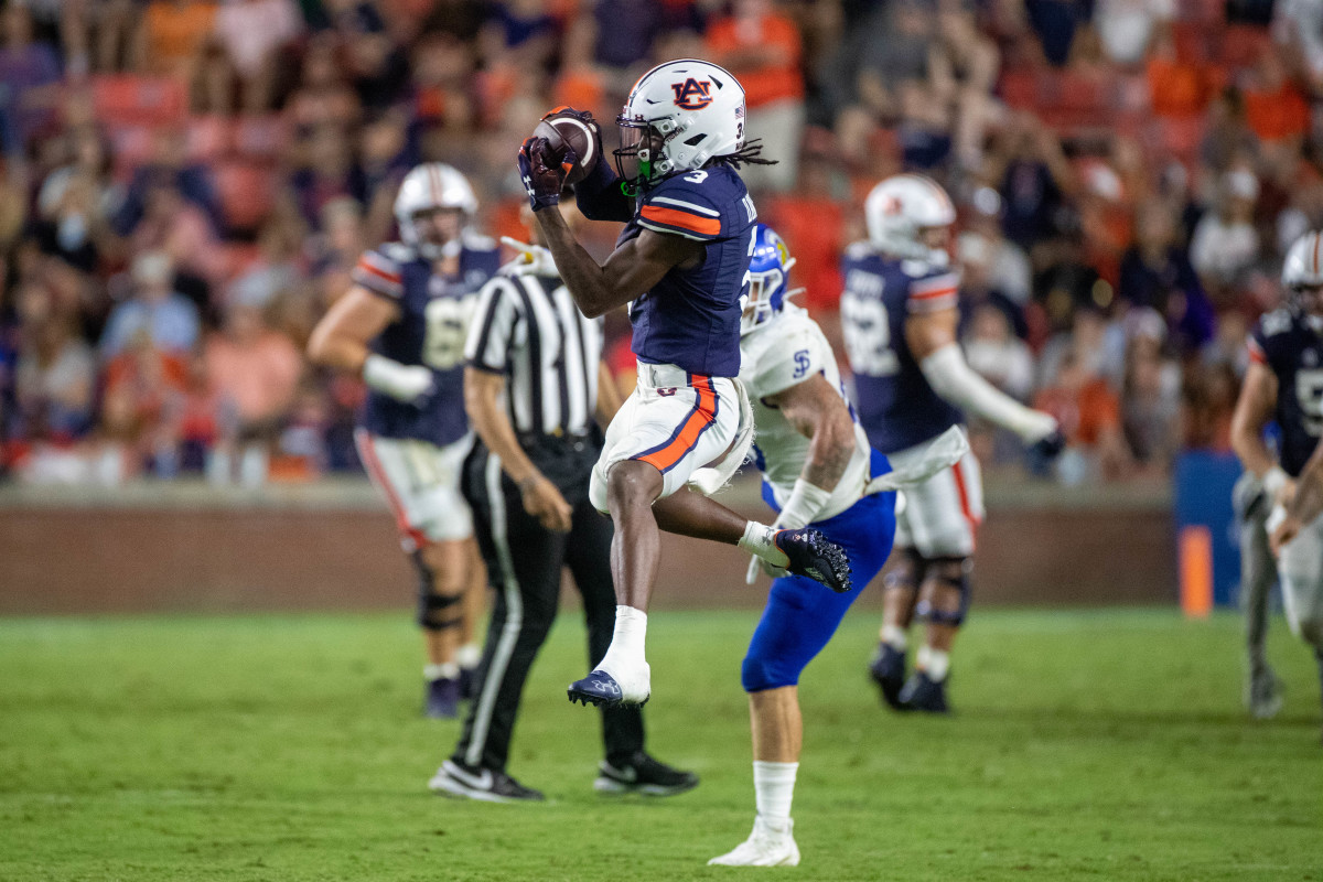 Auburn Tigers wide receiver Tar'Varish Dawson Jr. (3) goes up to make the grab across the middle during the San Jose State vs Auburn game on Saturday, Sept. 10, 2022.