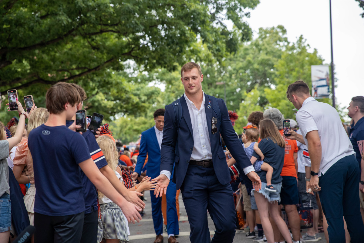 The Auburn Tigers interact with fans in the traditional Tiger Walk prior to the San Jose State vs Auburn game on Saturday, Sept. 10, 2022.