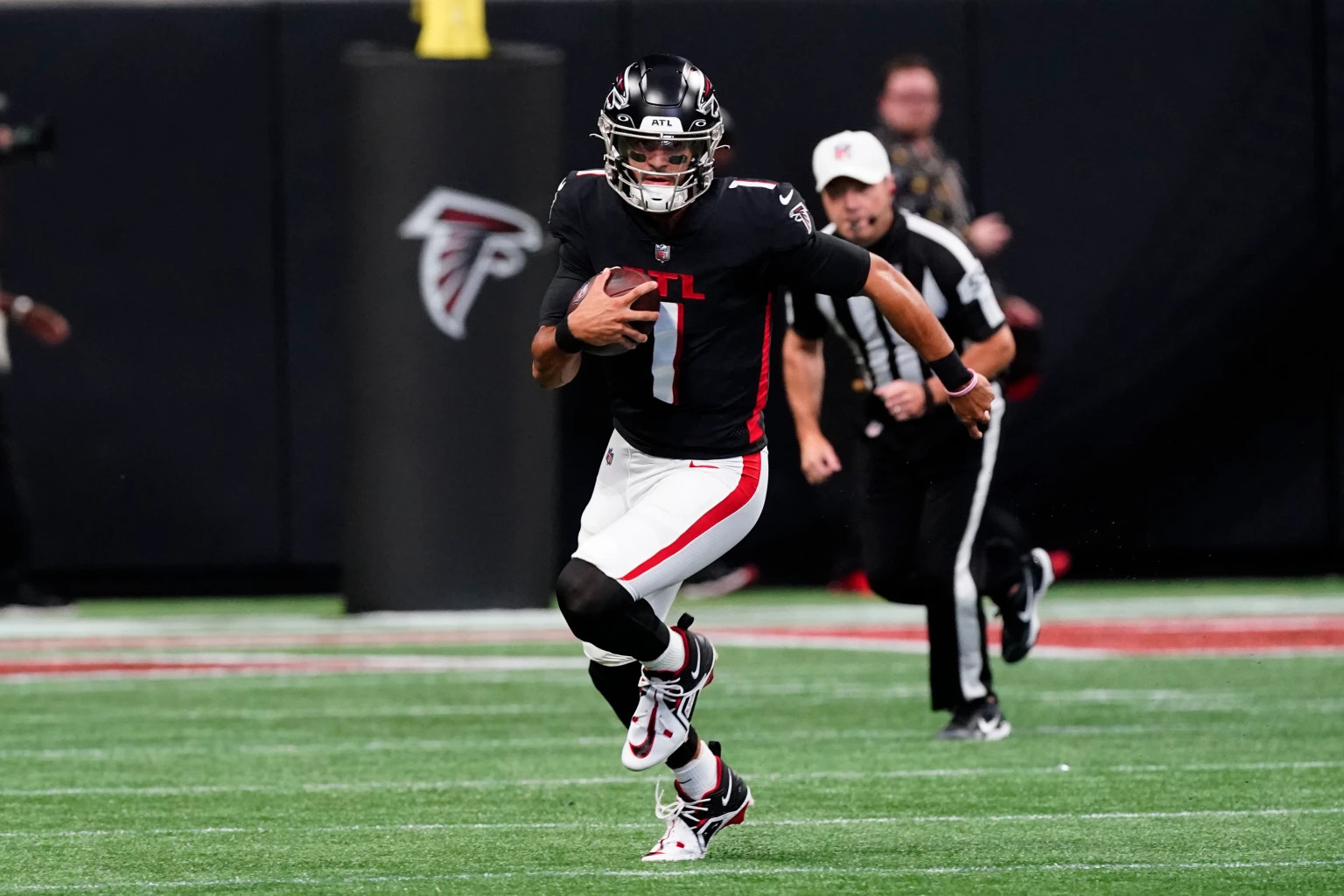 Atlanta Falcons QB Marcus Mariota Brings 'Winning Attitude' to Atlanta, But  Can He Win? - Sports Illustrated Atlanta Falcons News, Analysis and More