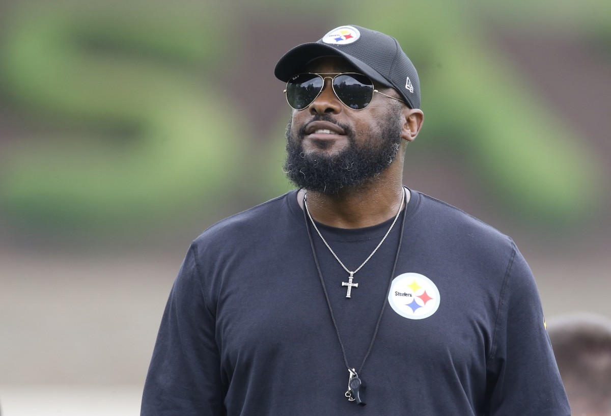 Mike Tomlin Gives Pittsburgh Steelers Players Special Gifts to Set Tone ...