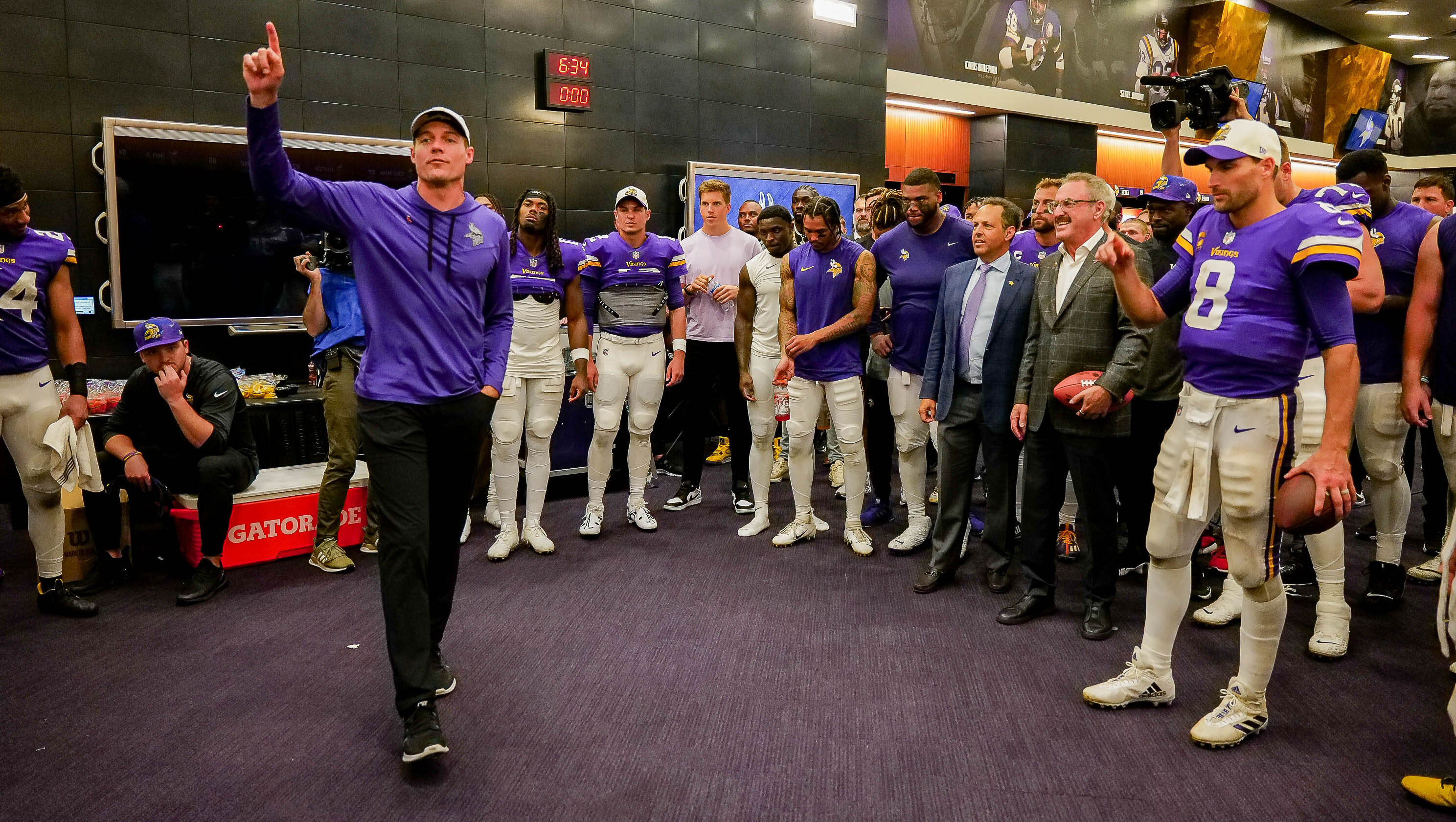 Cousins, O'Connell Fire Up Vikings With Postgame Speeches - Sports ...