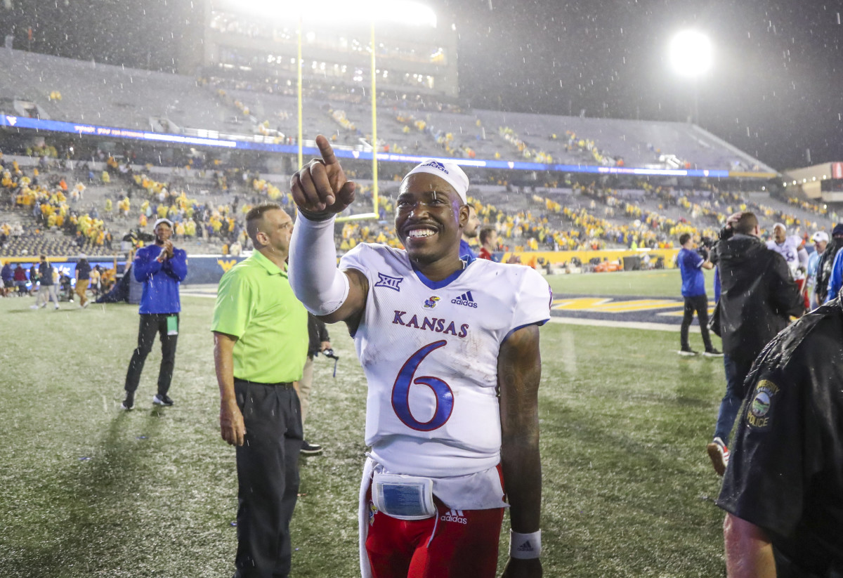 Kansas Jayhawks 2022 College Football Season Predictions 