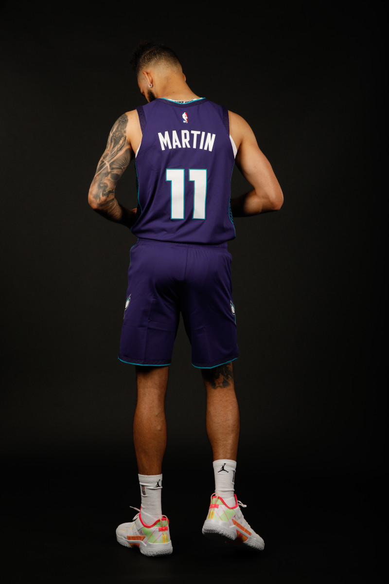 Hornets show off new Statement Edition uniform, court for 2022-23