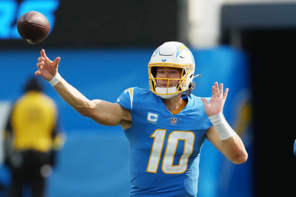 Live In-Game Updates: Chargers at Chiefs Week 2 - BVM Sports