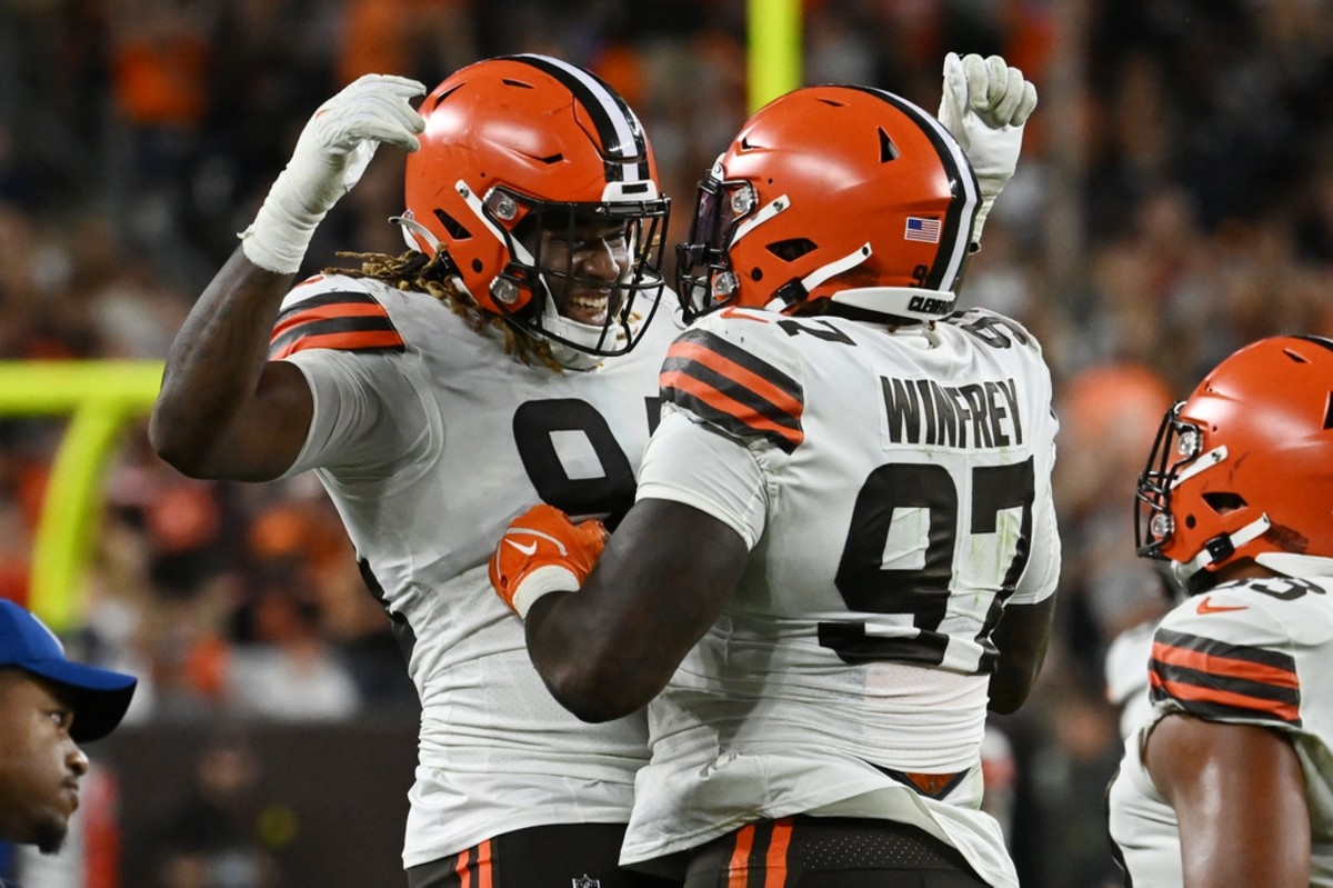 Cleveland Browns rookie Perrion Winfrey in trouble again