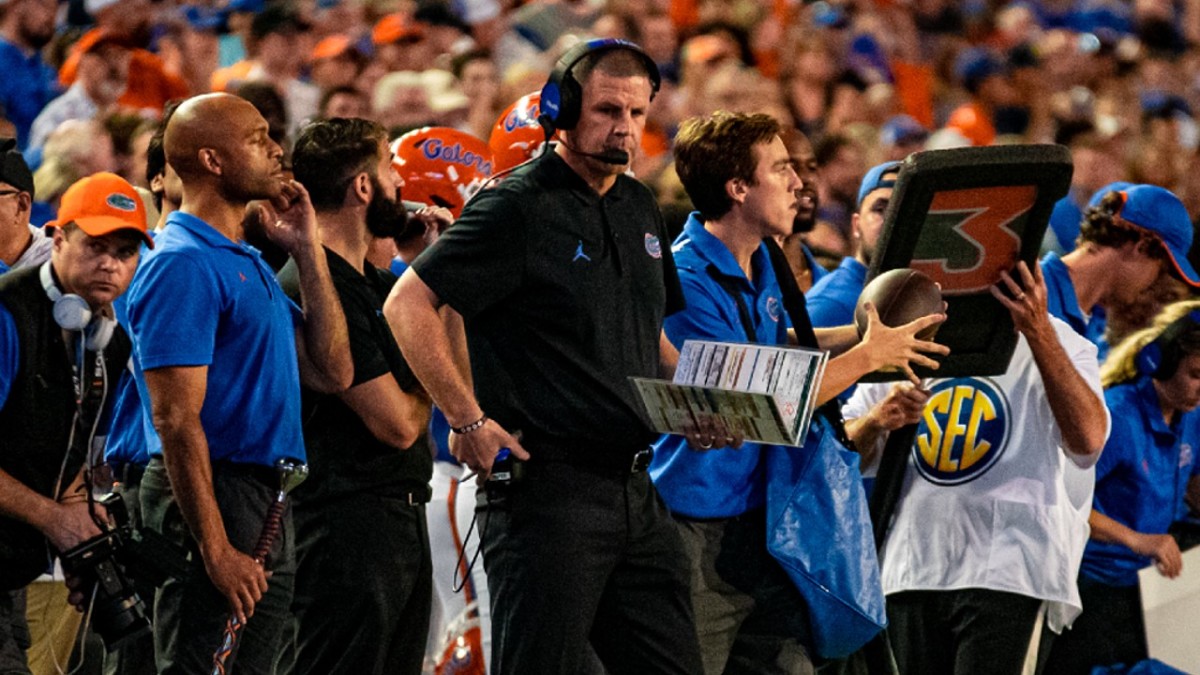 Florida Gators Slide In AP Top 25 After Edging Past USF - Sports ...