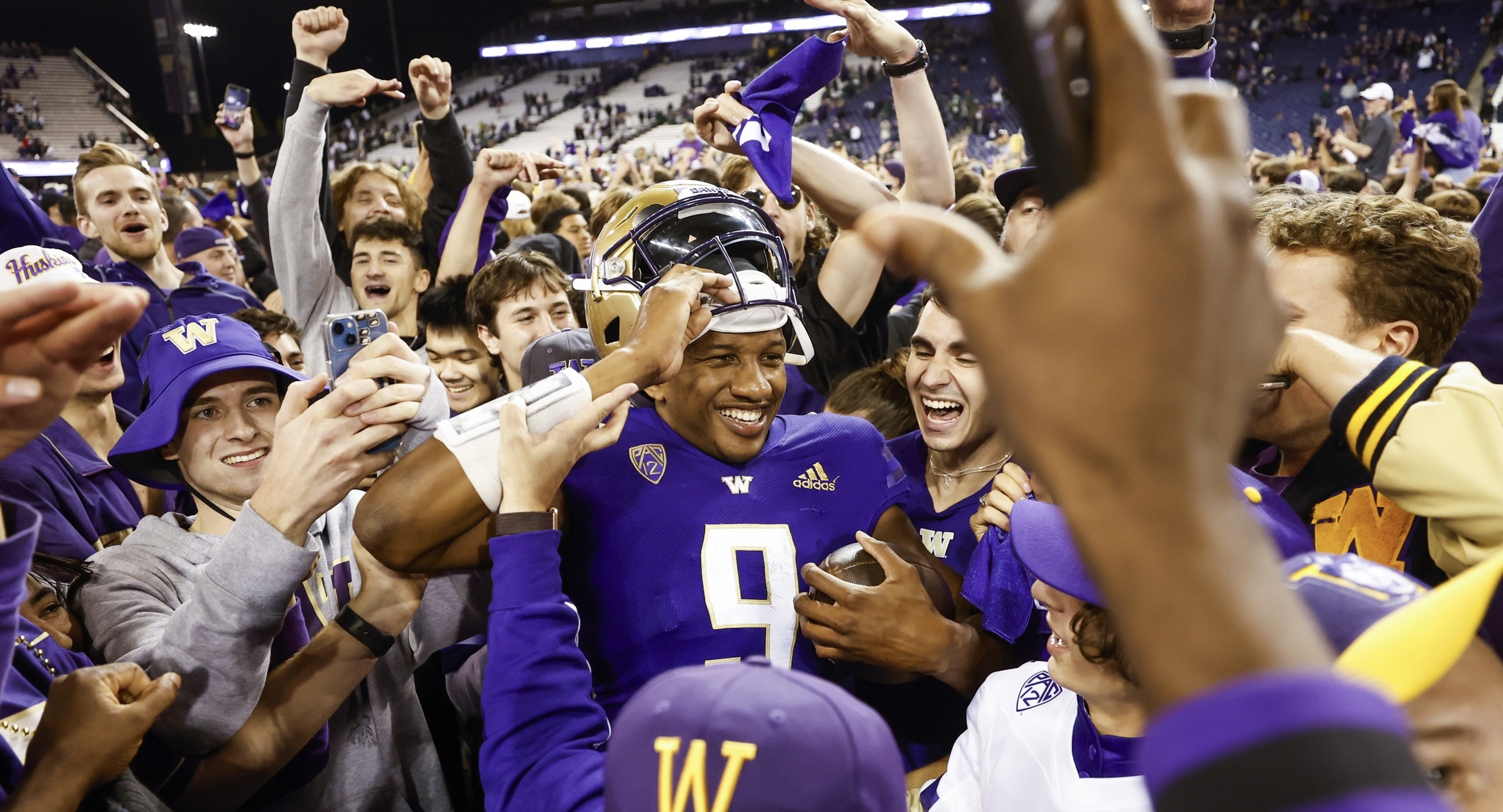 : Your Fan Shop for Washington Huskies