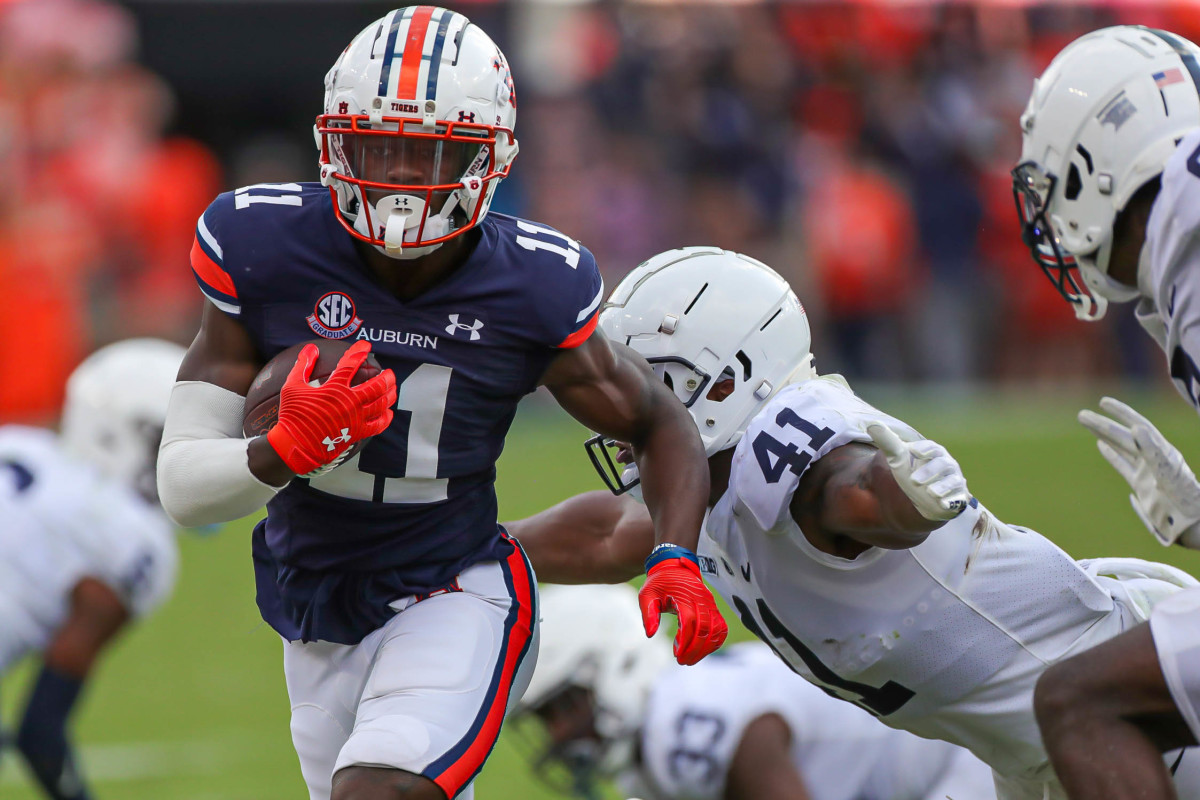 Shedrick Jackson carries the ball vs Penn State.