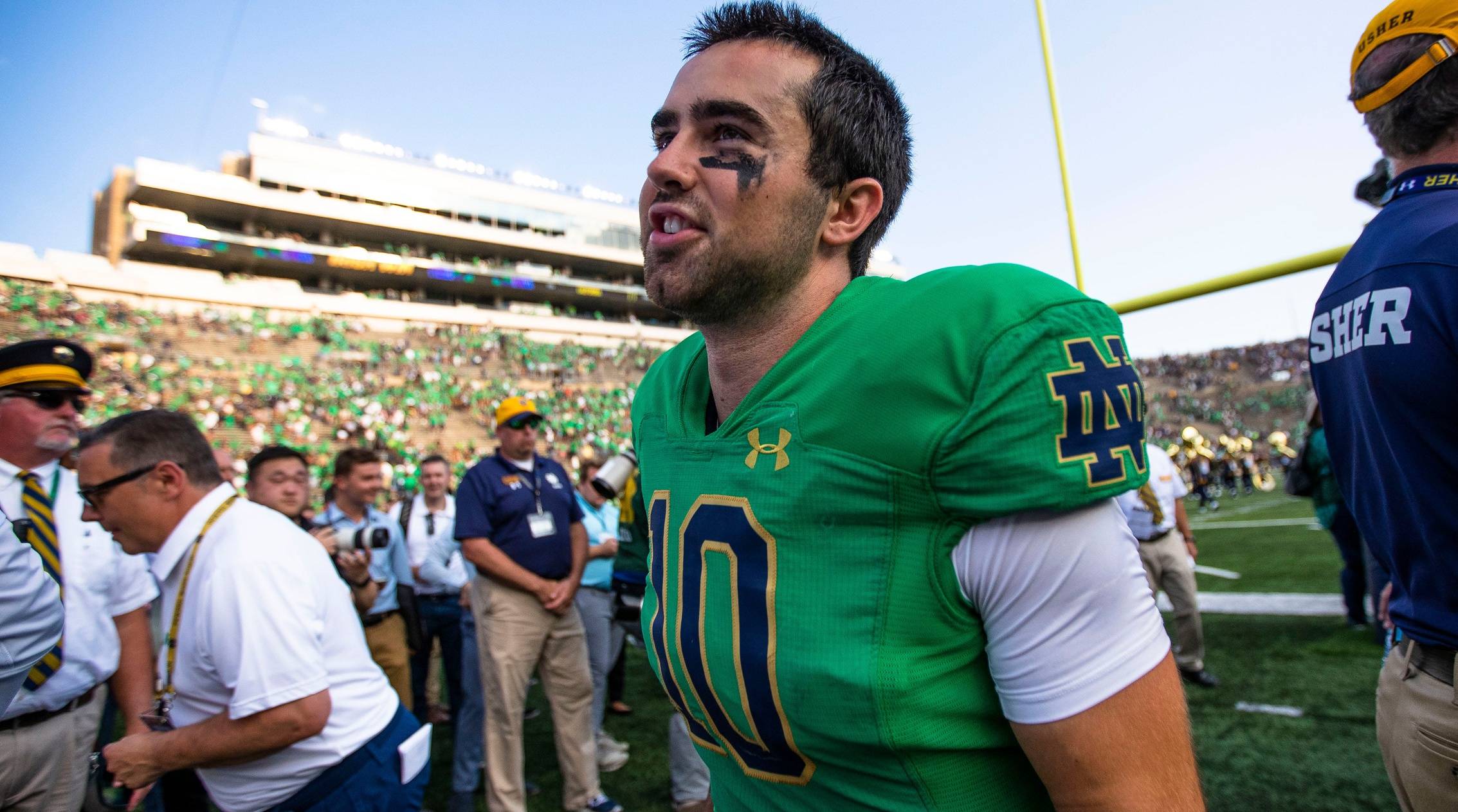 Notre Dame Quarterback Drew Pyne To Enter Transfer Portal - Sports ...