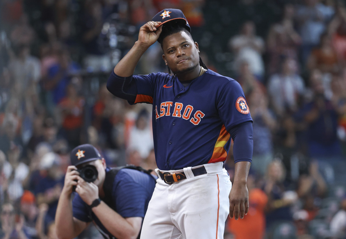 Houston Astros - Framber does it again. 🤘 19 consecutive quality starts.