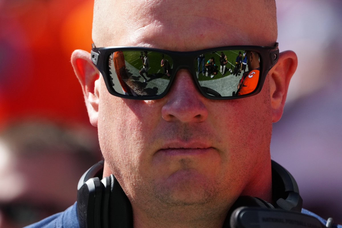 Denver Broncos HC Nathaniel Hackett Slammed by NFL Analyst, on 'One-&-Done'  Path - Sports Illustrated Mile High Huddle: Denver Broncos News, Analysis  and More