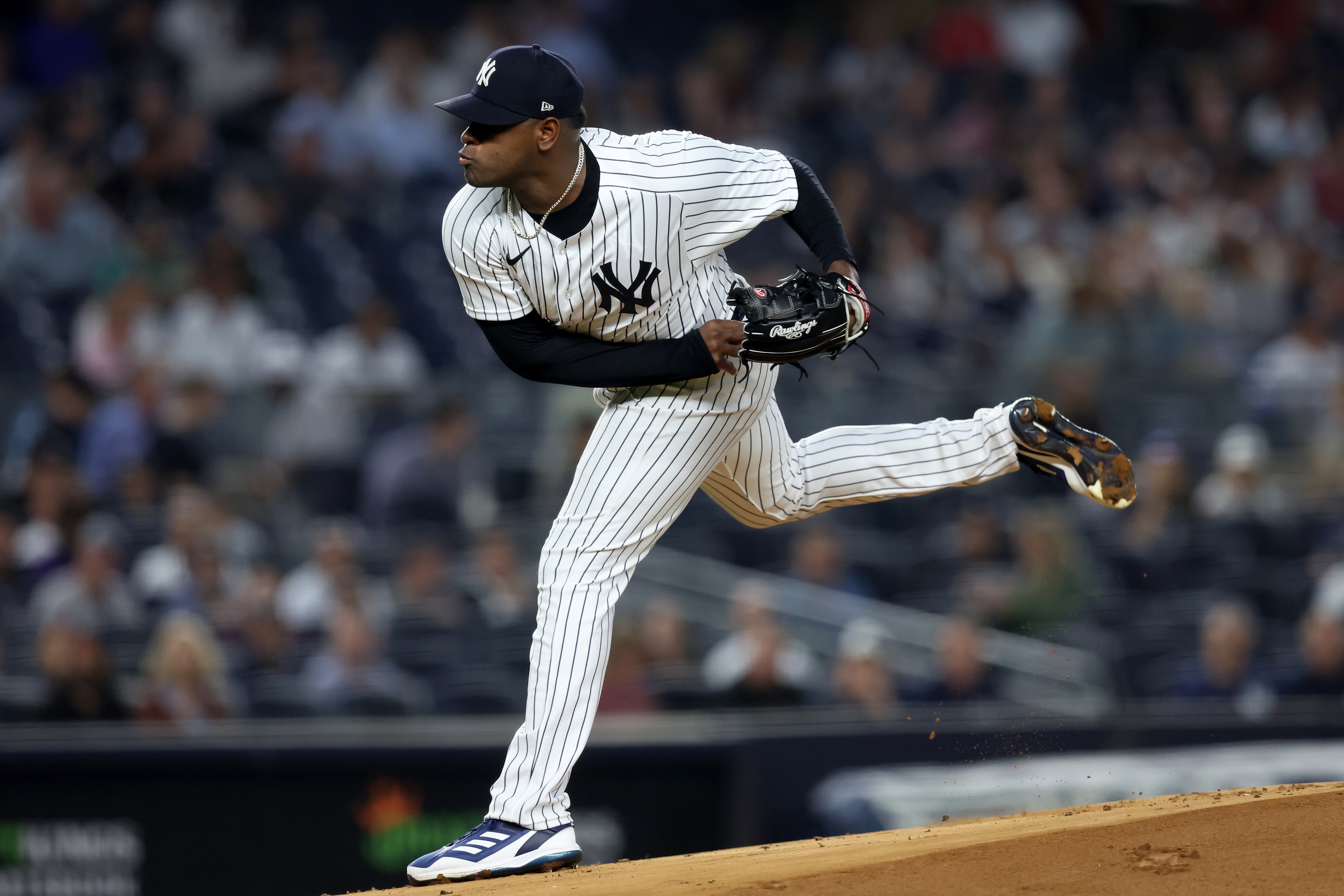 New York Yankees Transfer Pitchers Luis Severino, Miguel Castro to 60-Day  Injured List - Sports Illustrated NY Yankees News, Analysis and More