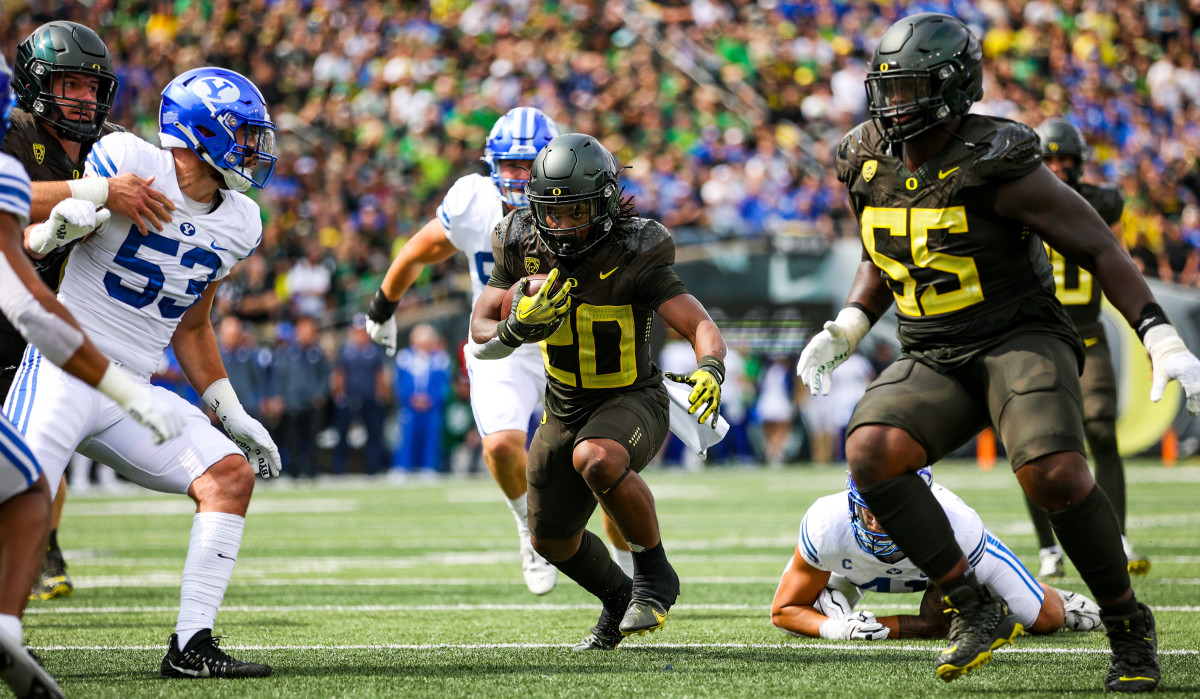 Five Questions Ahead Of Oregon Ducks Vs. Washington State Cougars ...