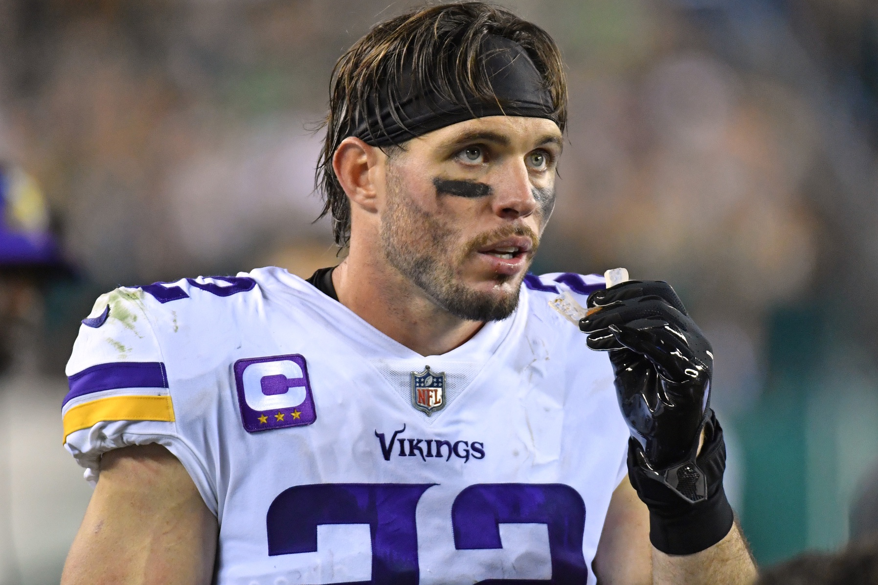 Vikings' Christian Darrisaw back at practice in no-contact jersey, ruled  out Sunday – Twin Cities