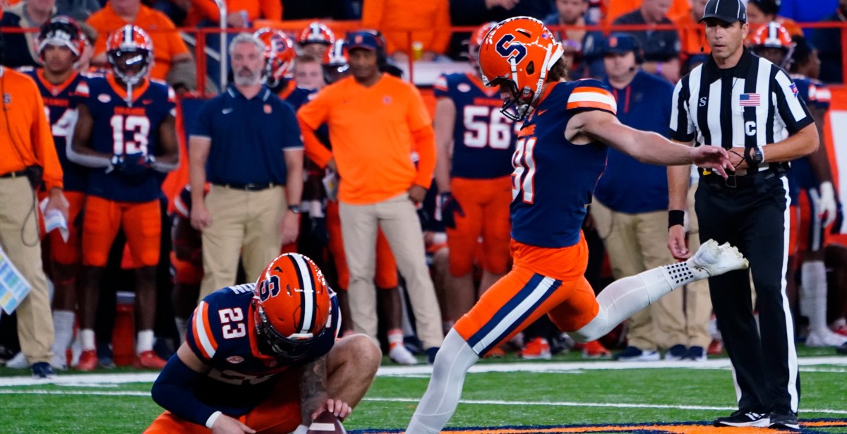 Andre Szmyt Signs As Undrafted Free Agent With Chicago Bears - Sports ...