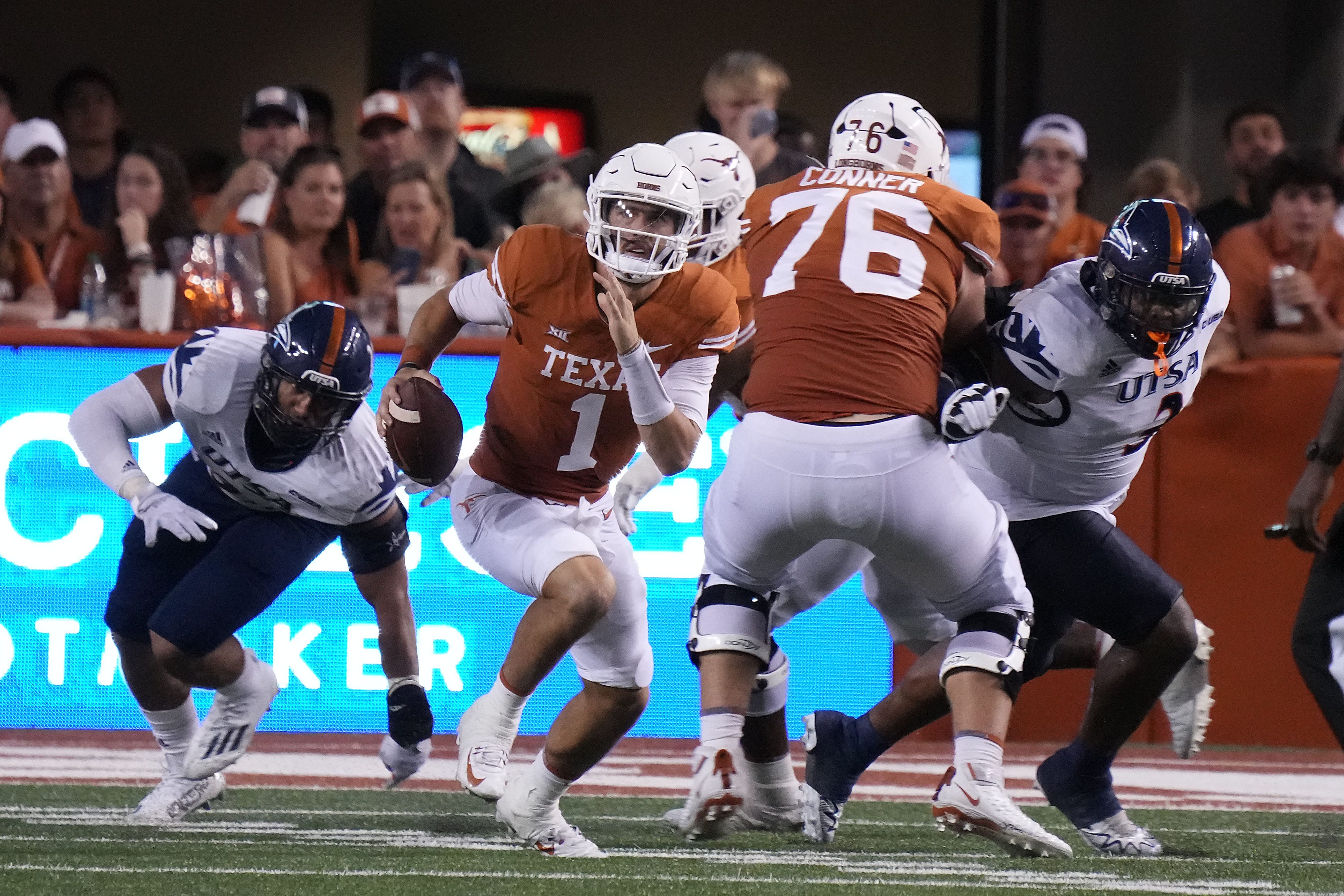 Best in Texas (1/18): Longhorns surge after big week; Red Raiders, Horned  Frogs lose ground to mid-majors