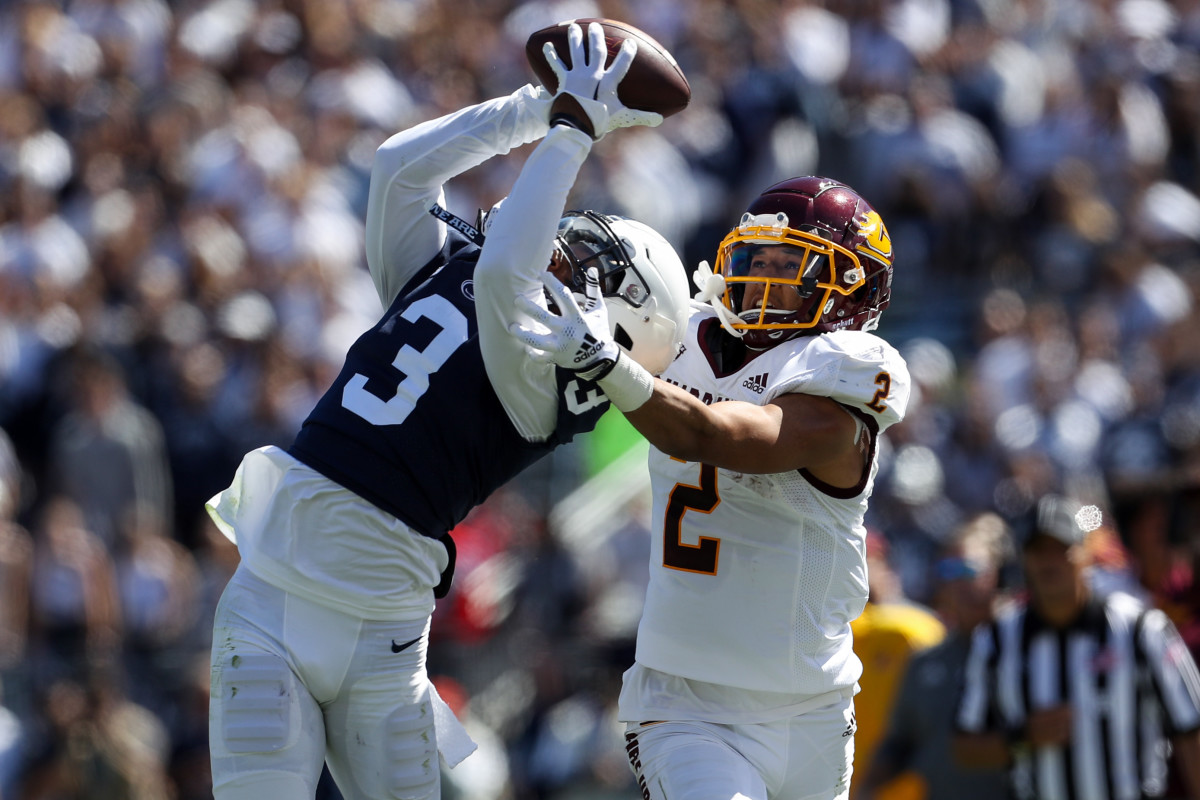 Penn State cornerback Johnny Dixon